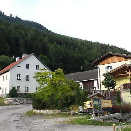 Ferienwohnung Am Bauernhof Zechner Heidi Flattach Dış mekan fotoğraf