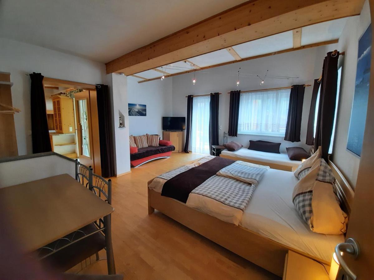 Ferienwohnung Am Bauernhof Zechner Heidi Flattach Dış mekan fotoğraf